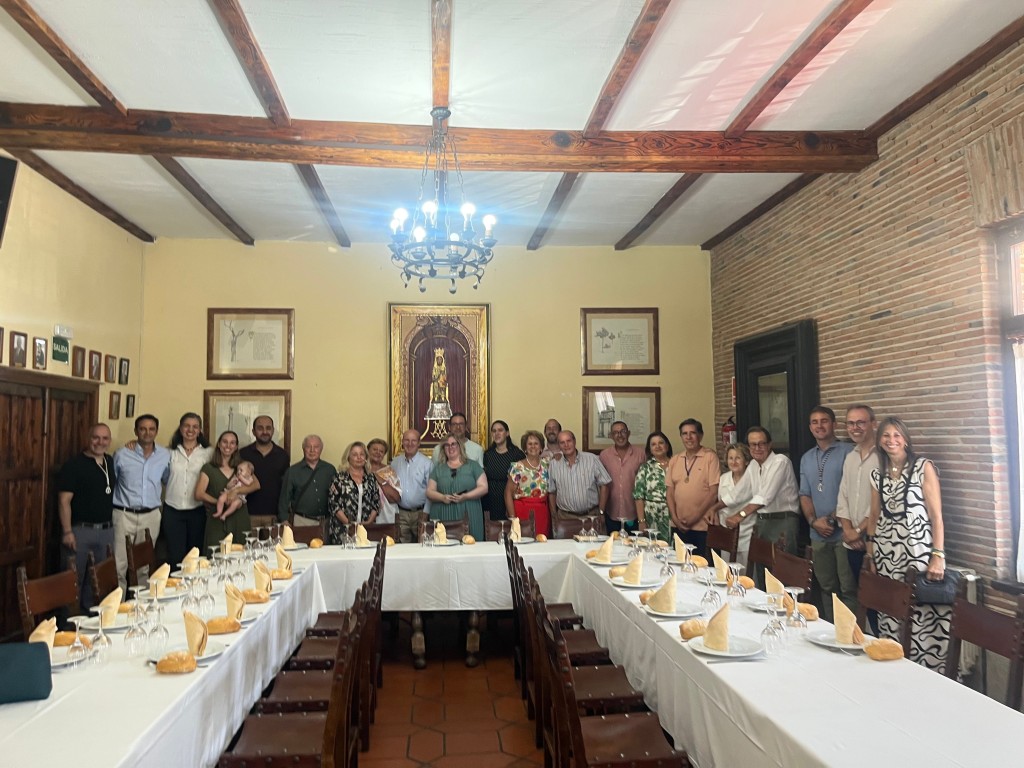 Comida Hermanos Mayores 2025